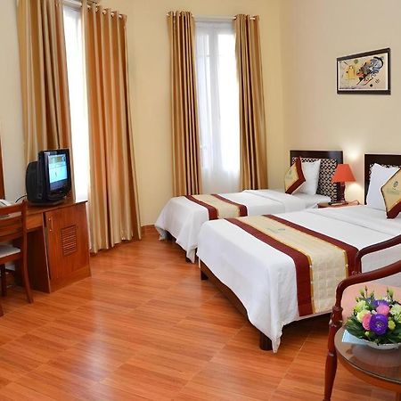 7S Hotel Thu Bon Danang Bagian luar foto