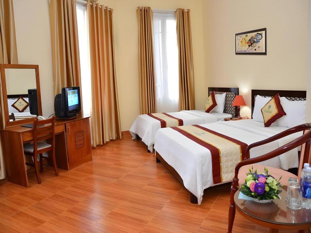 7S Hotel Thu Bon Danang Bagian luar foto