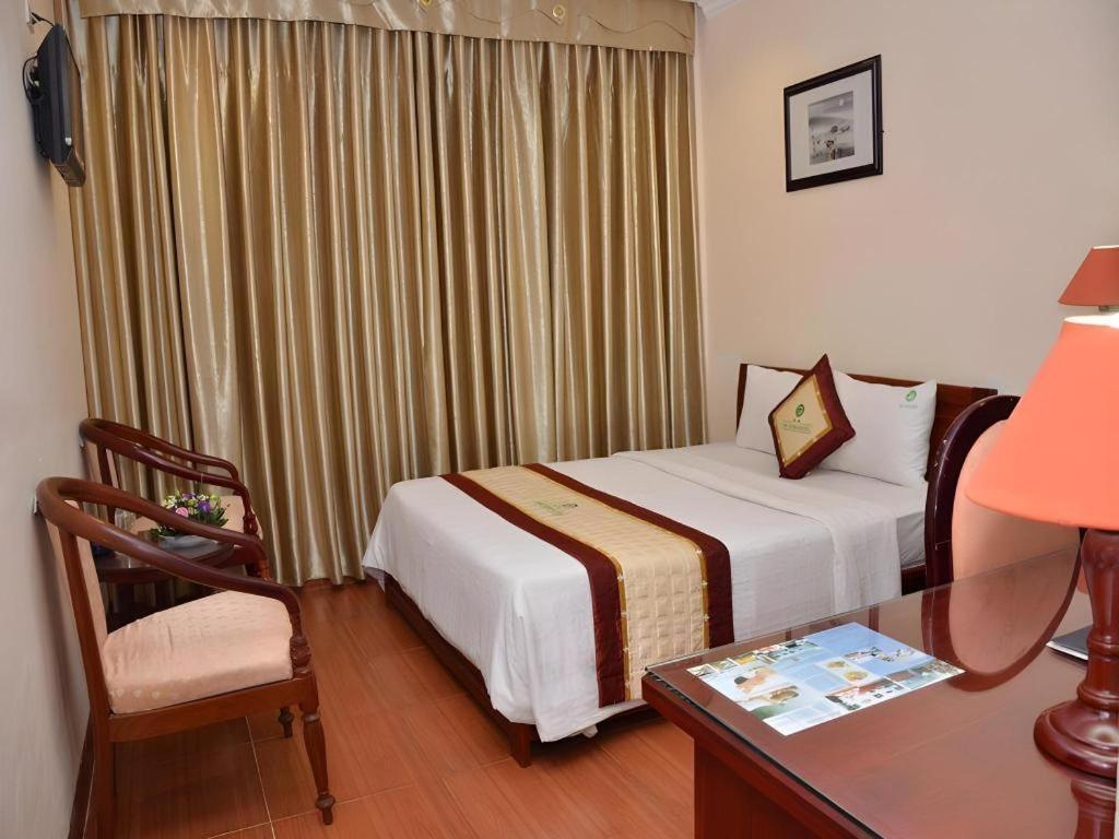 7S Hotel Thu Bon Danang Bagian luar foto