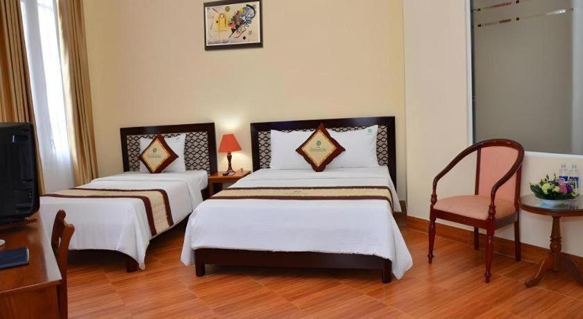 7S Hotel Thu Bon Danang Bagian luar foto