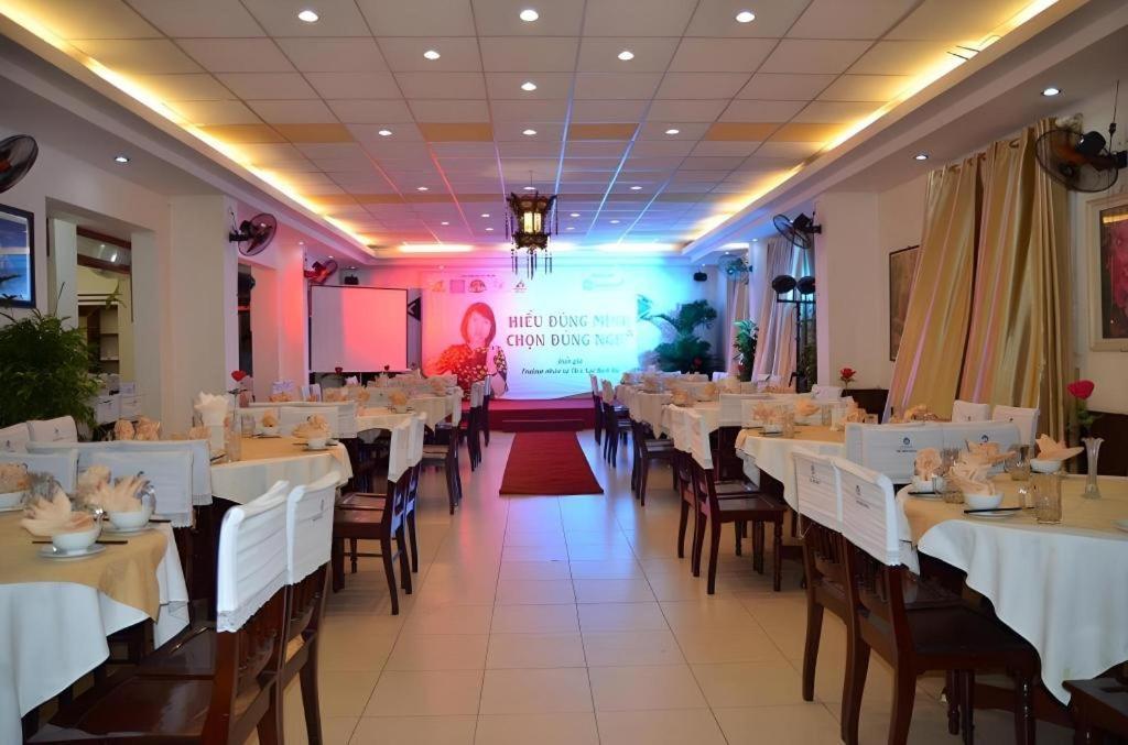 7S Hotel Thu Bon Danang Bagian luar foto
